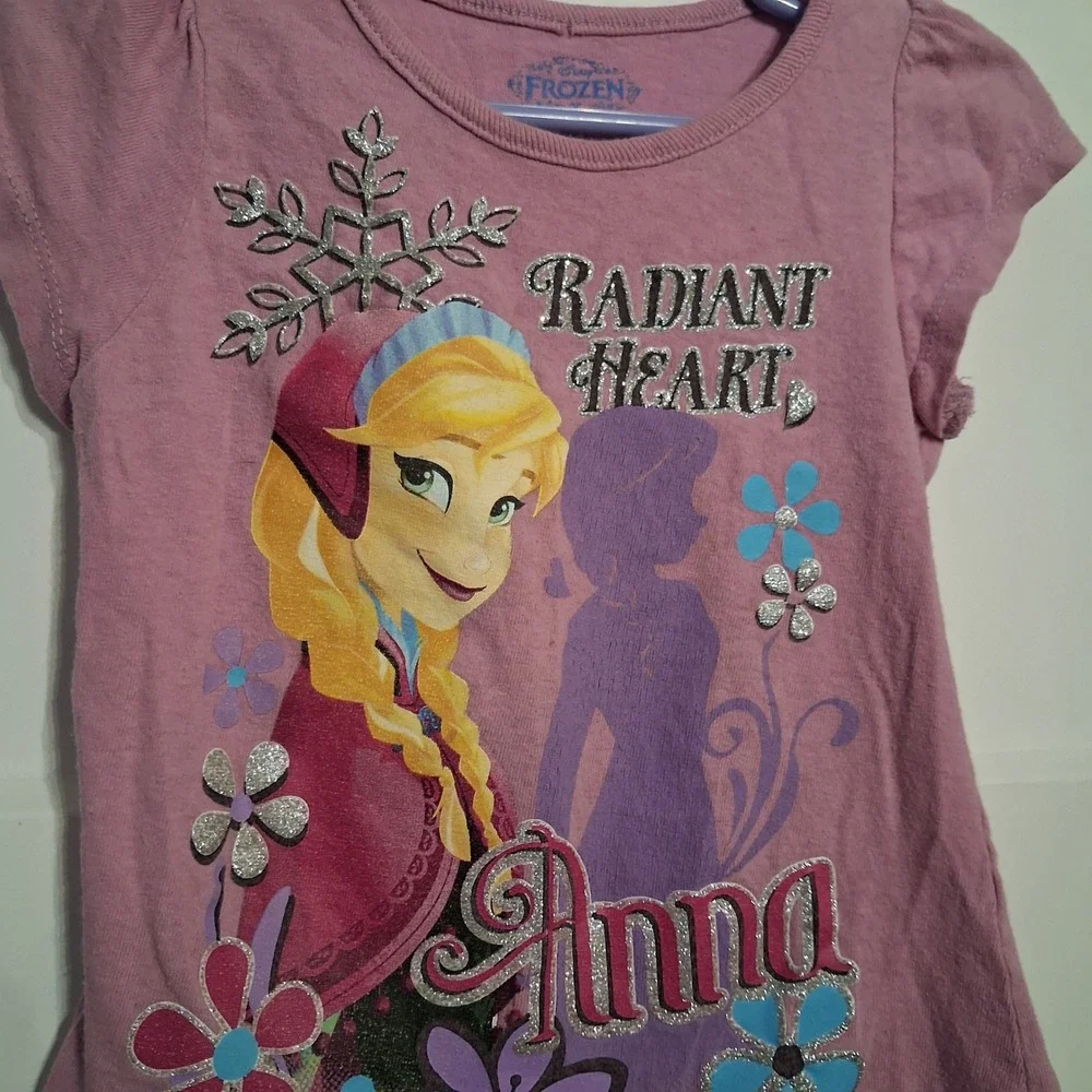 Disney Frozen Anna Radiant Heart Pink Graphic T-Shirt Girls Size 3T Glitter